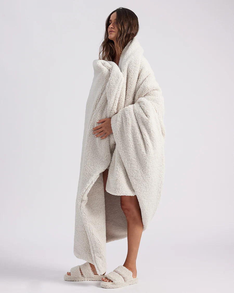 Faux Fur Throw Blanket - Marshmallow - Image 8
