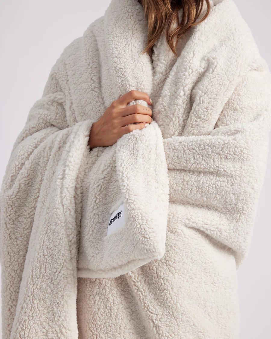 Faux Fur Throw Blanket - Marshmallow - Image 9